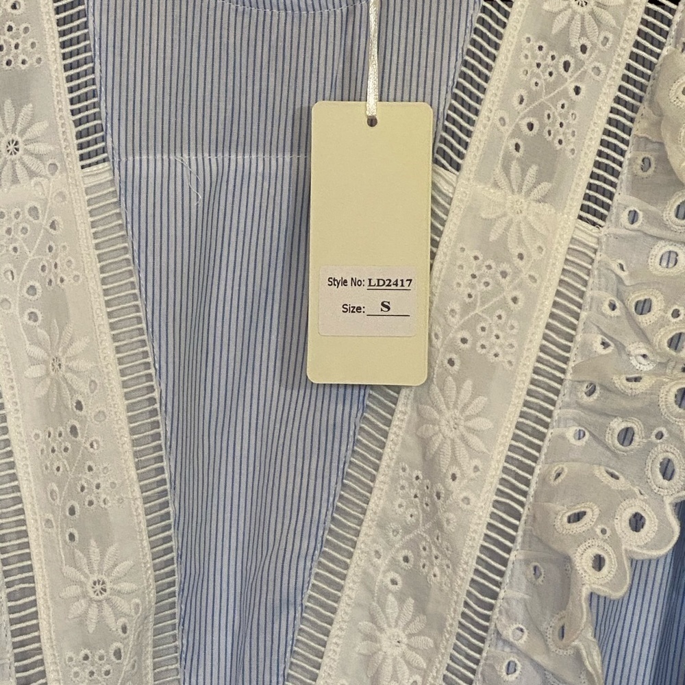 The Clothing Company Eyelet Dress - Picture 3 of 4